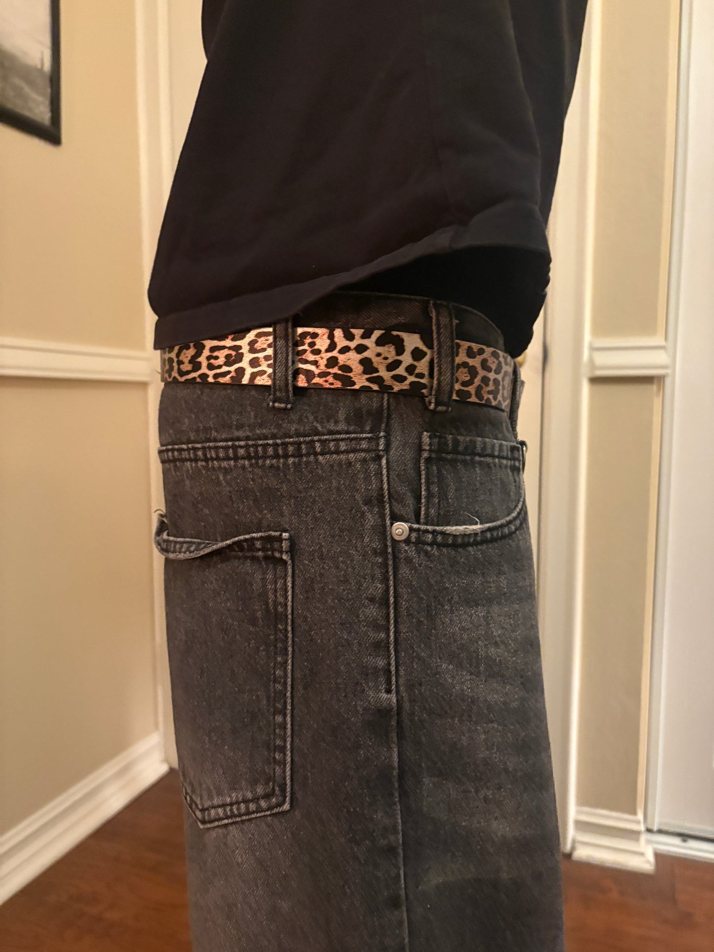 Belt , flow cheetah leopard print belt