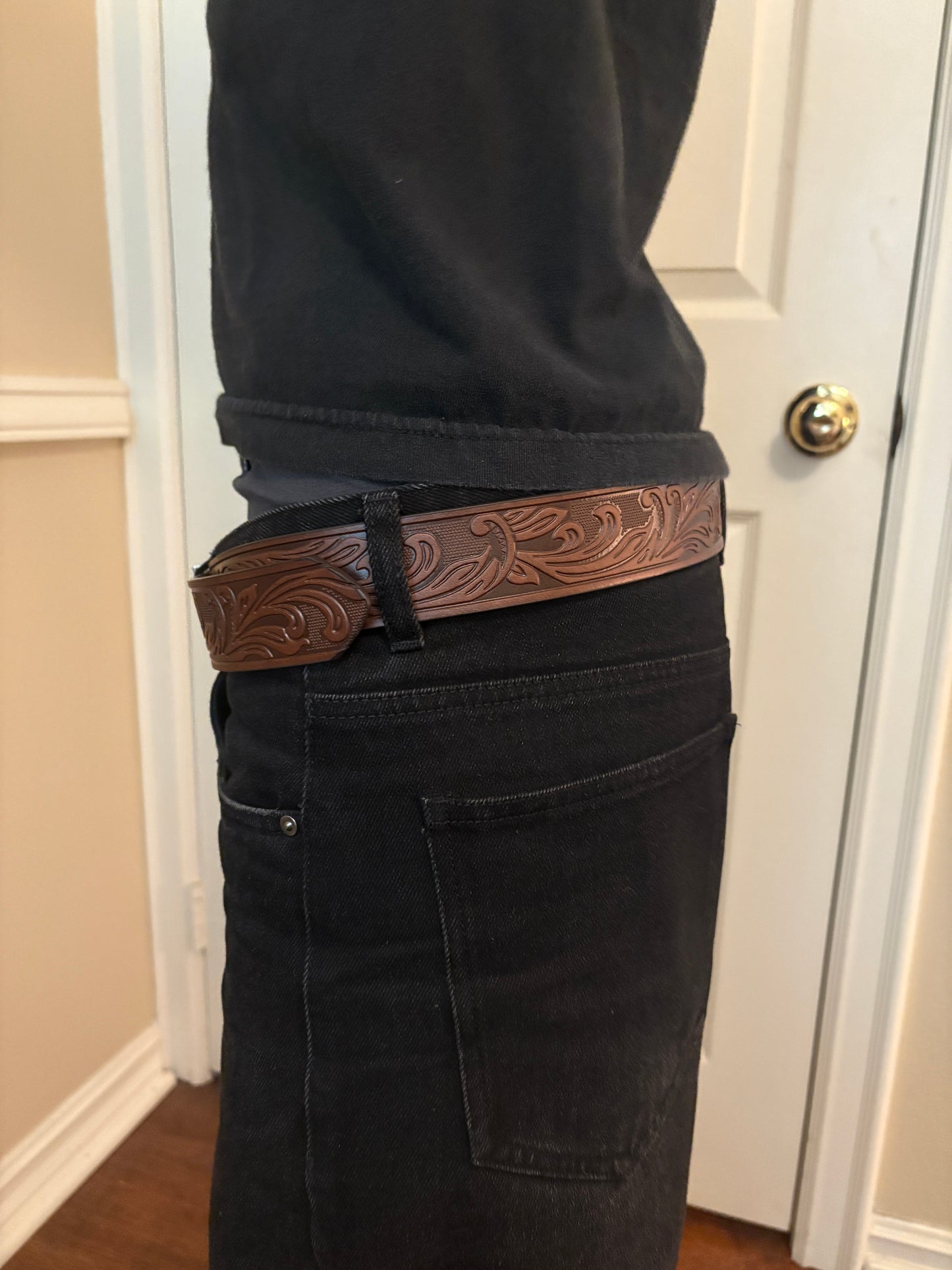 Belt, brown cowboy silver buckle
