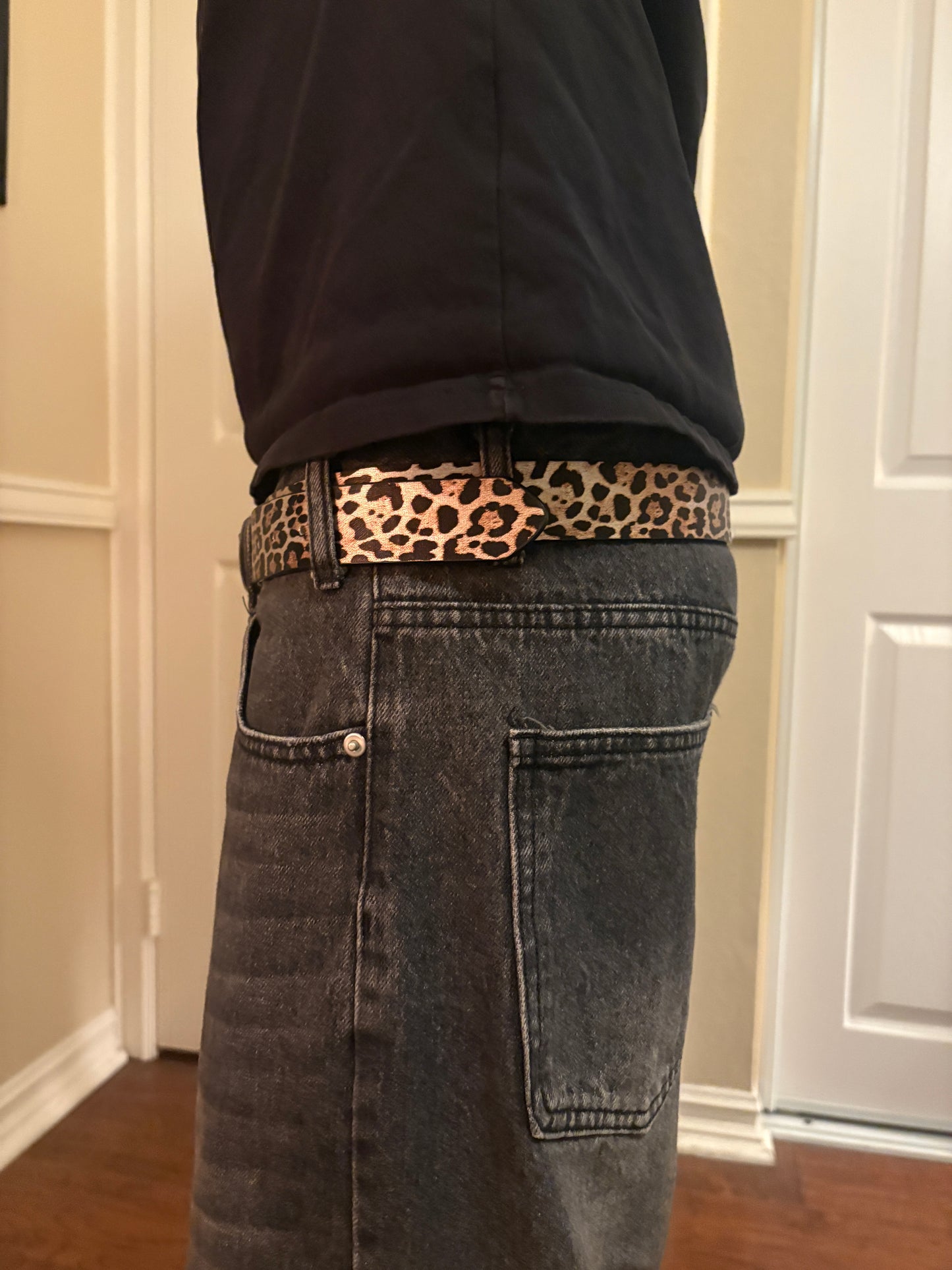 Belt , flow cheetah leopard print belt