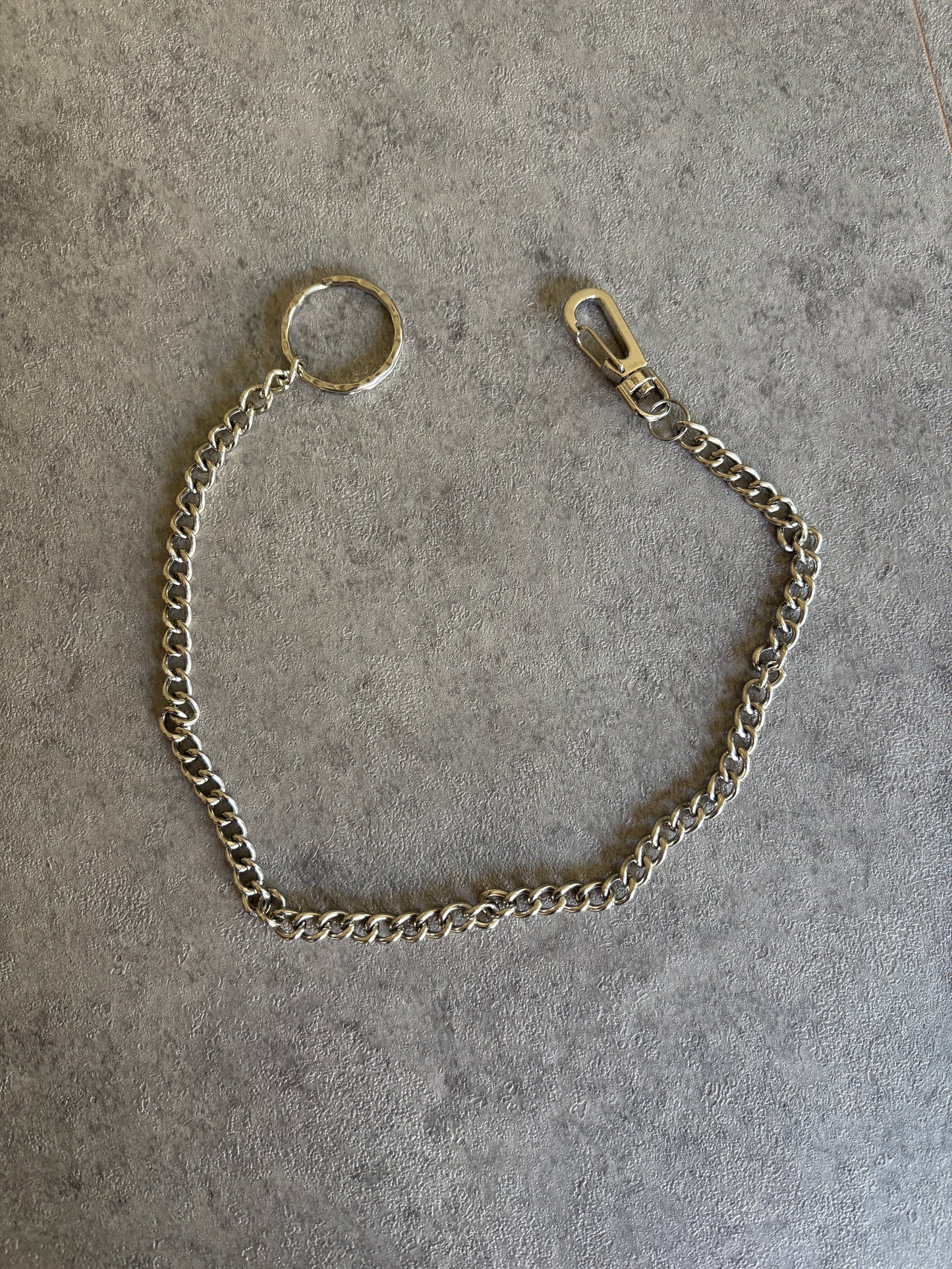 Side chain , silver Cuban link side chain