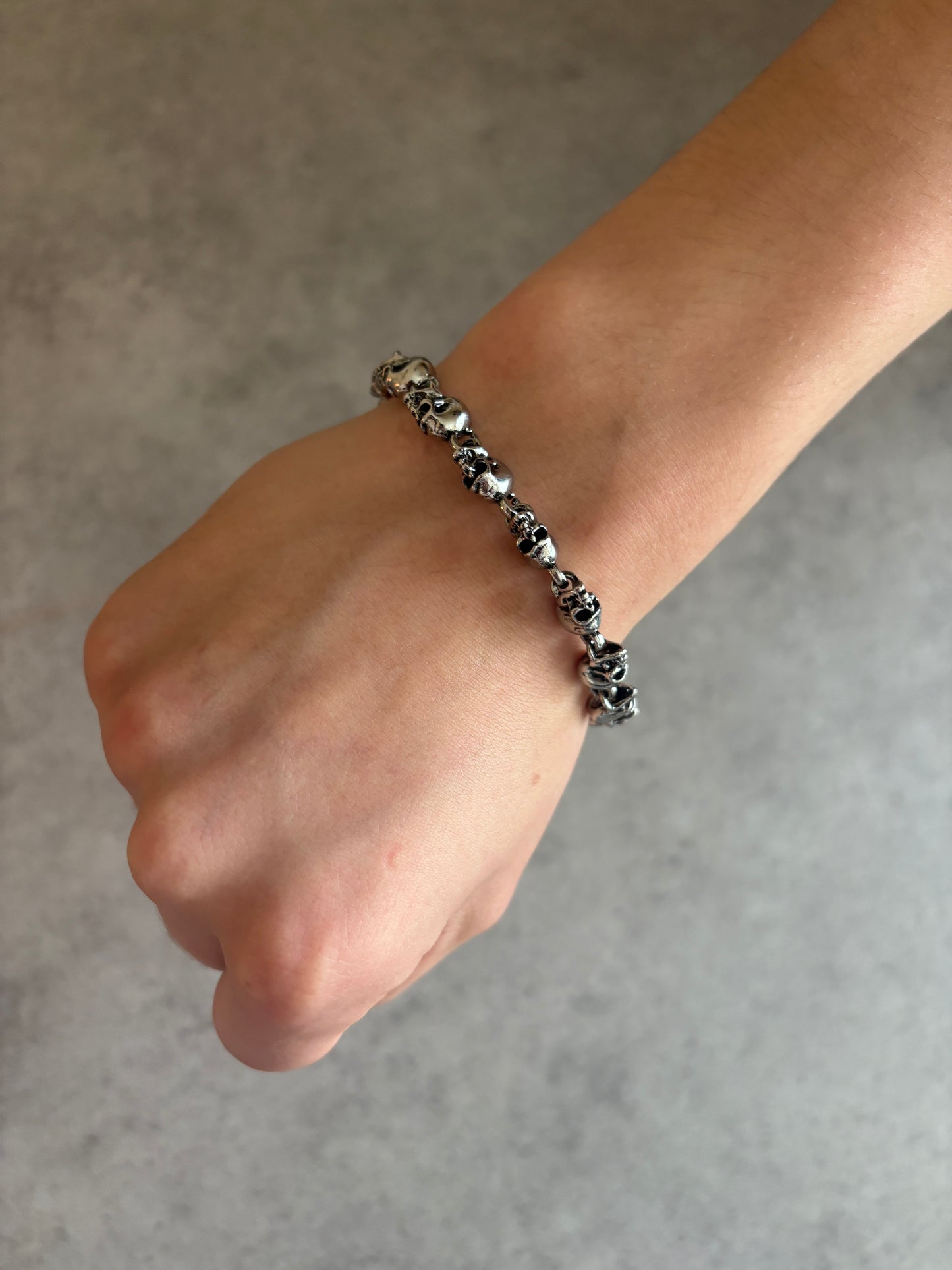 Bracelet Silver skull charm bracelet
