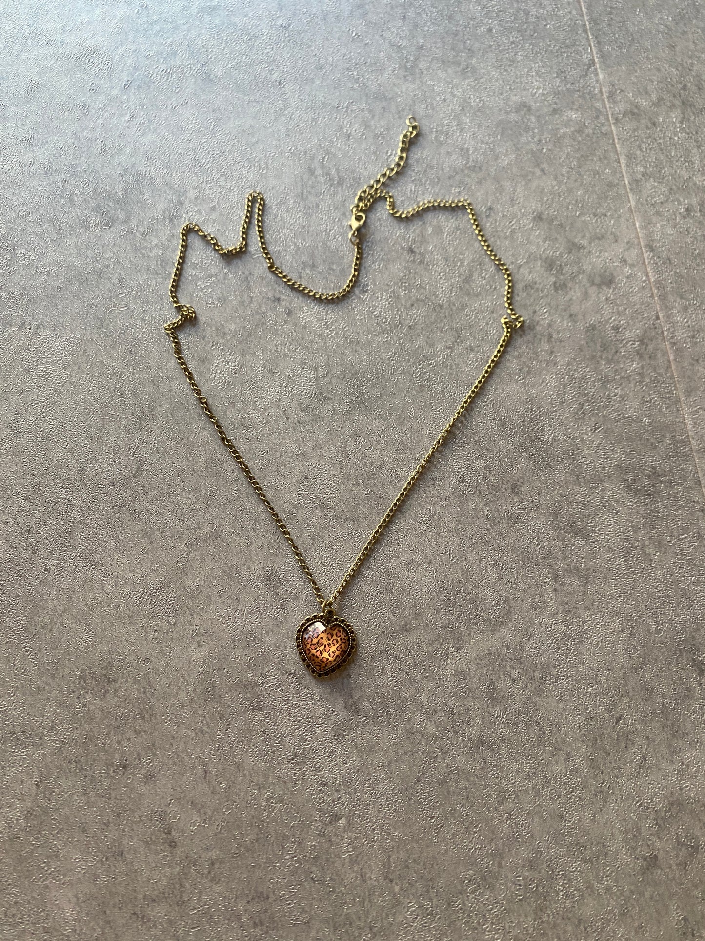 Necklace, leopard print heart necklace
