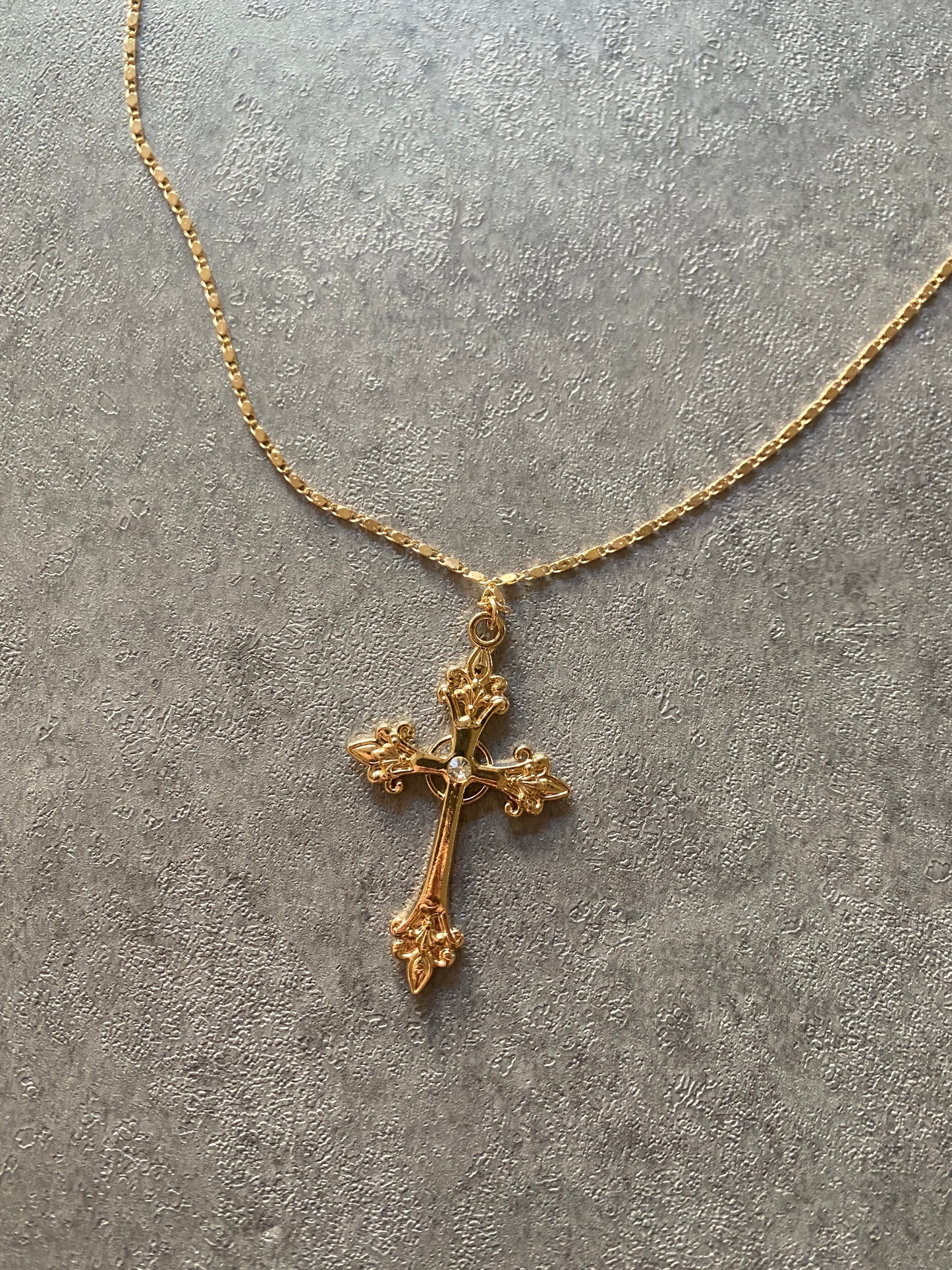 Necklace , Crystal gold cross chain
