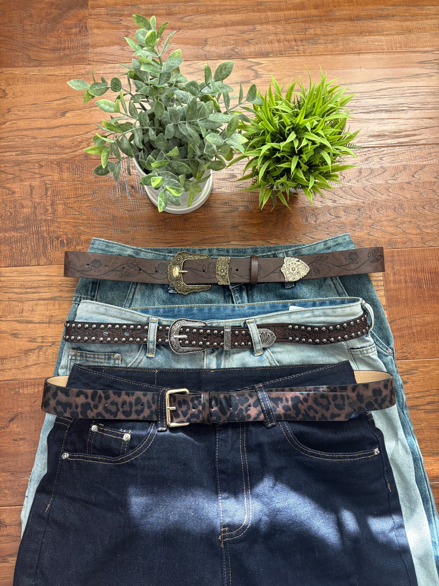 Belt, brown studded western belt