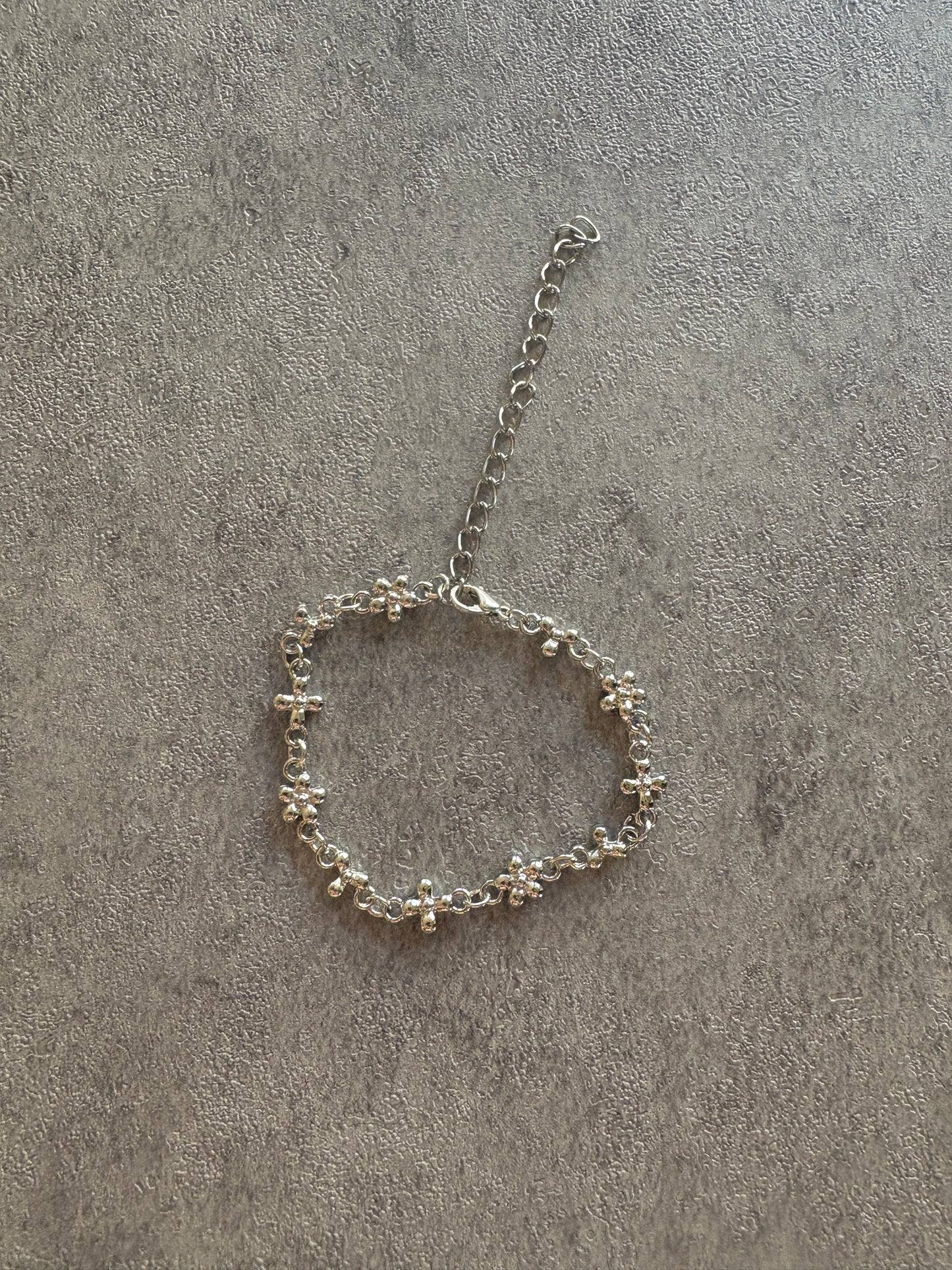 Bracelet, Silver plated flower charm bracelet