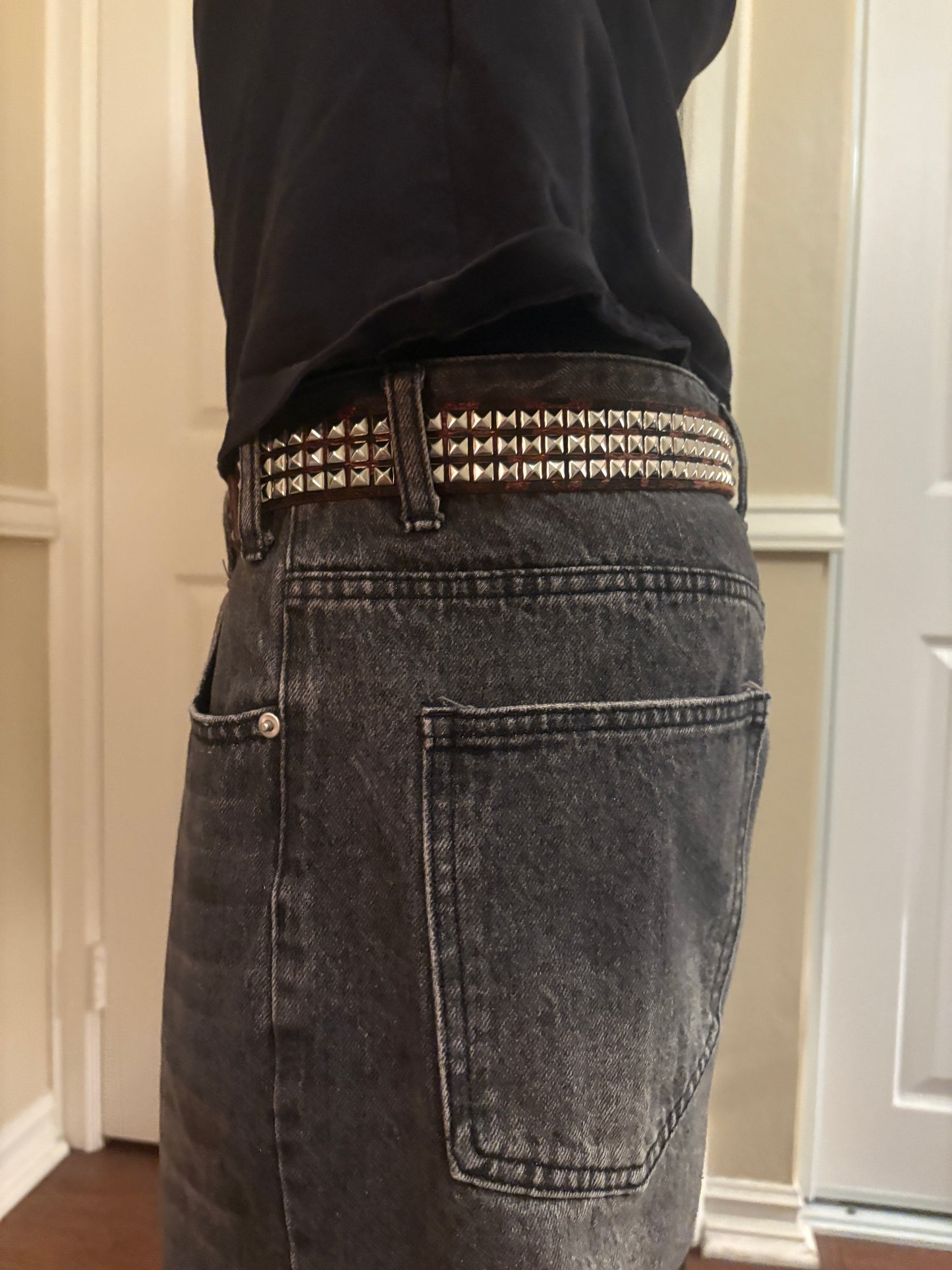 Belt , brown studded leopard print belt