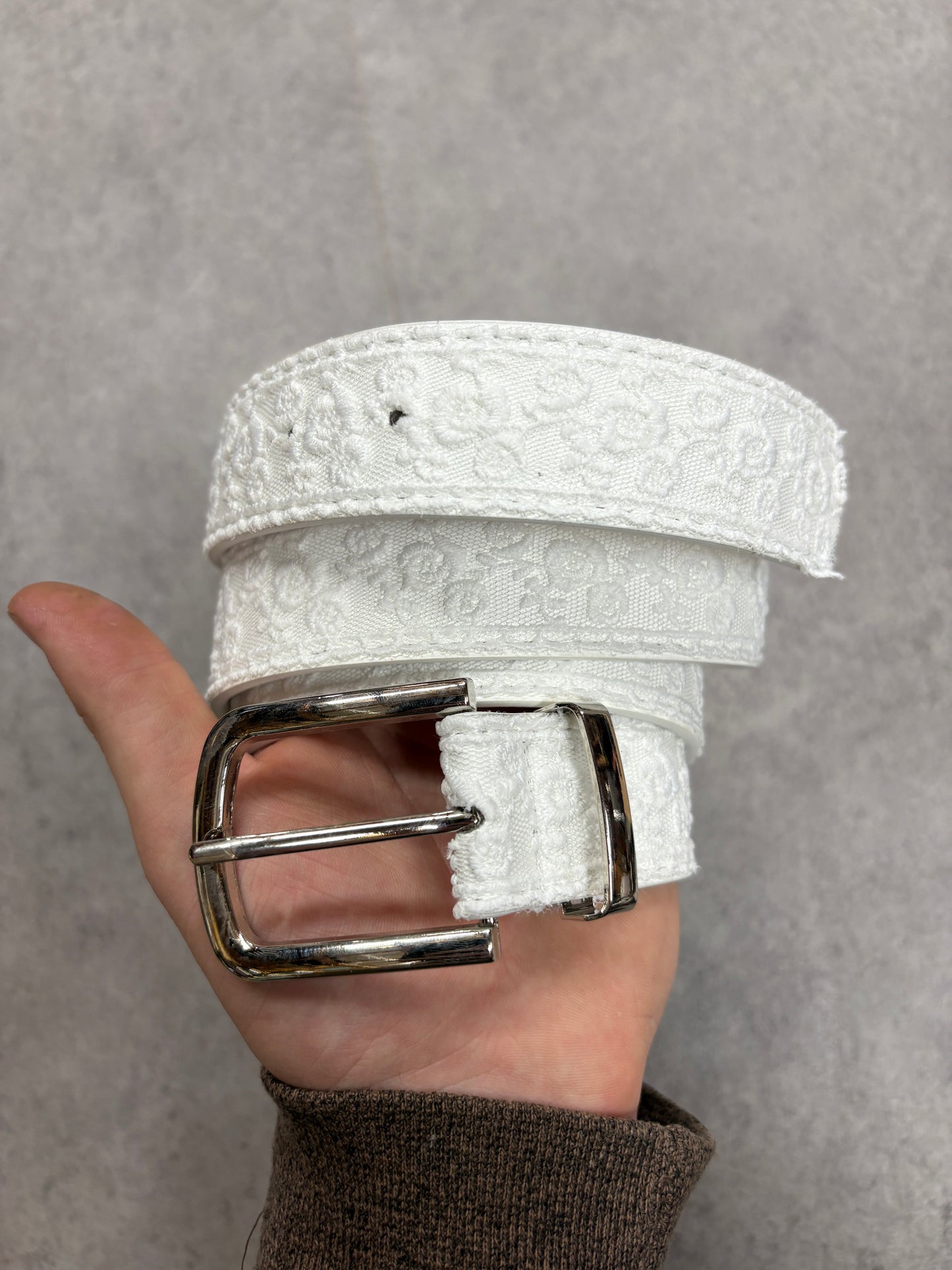 White “ floral “ embroidered lace belt