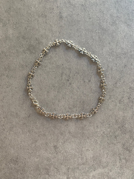Necklace , silver chrome cross chain necklace