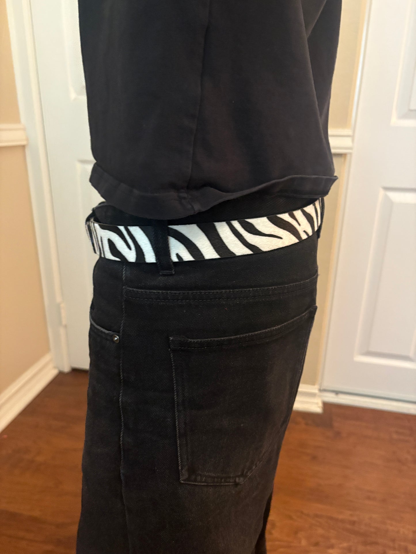 Belt , white zebra print belt