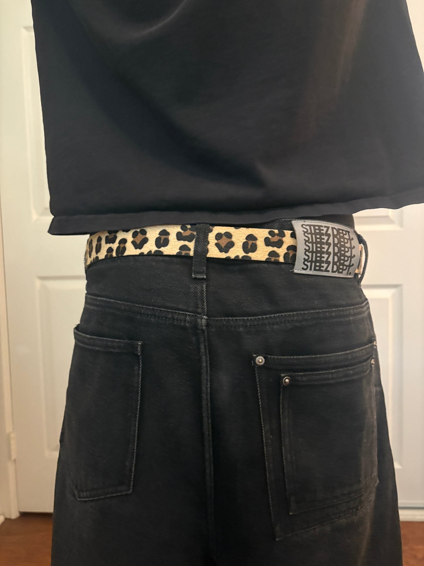 Belt , circle leopard print belt