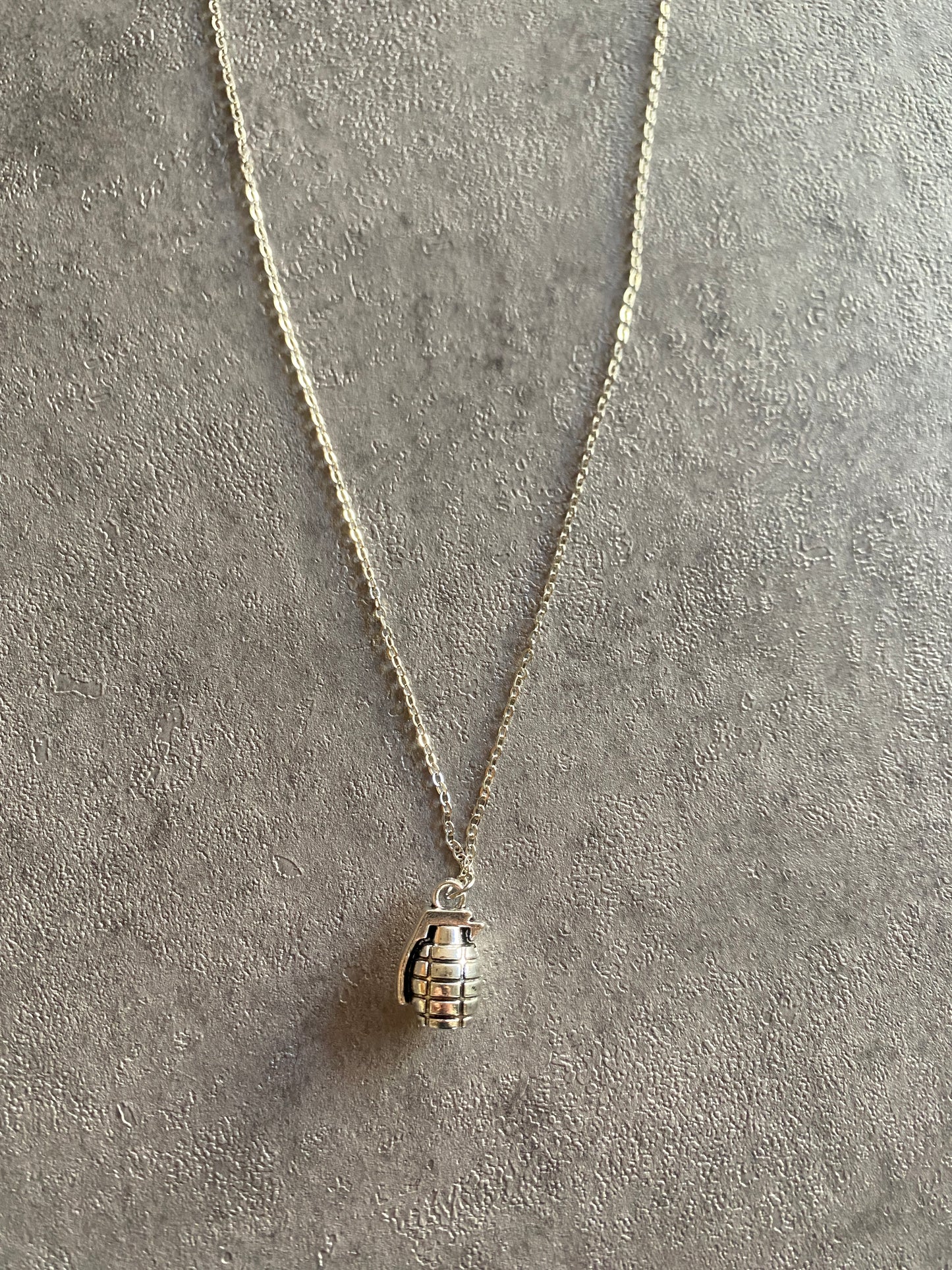 Necklace , Silver grenade chain
