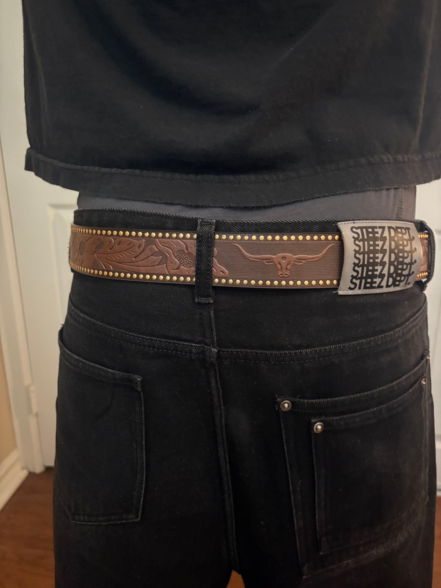 Belt , cow print western cowboy belt