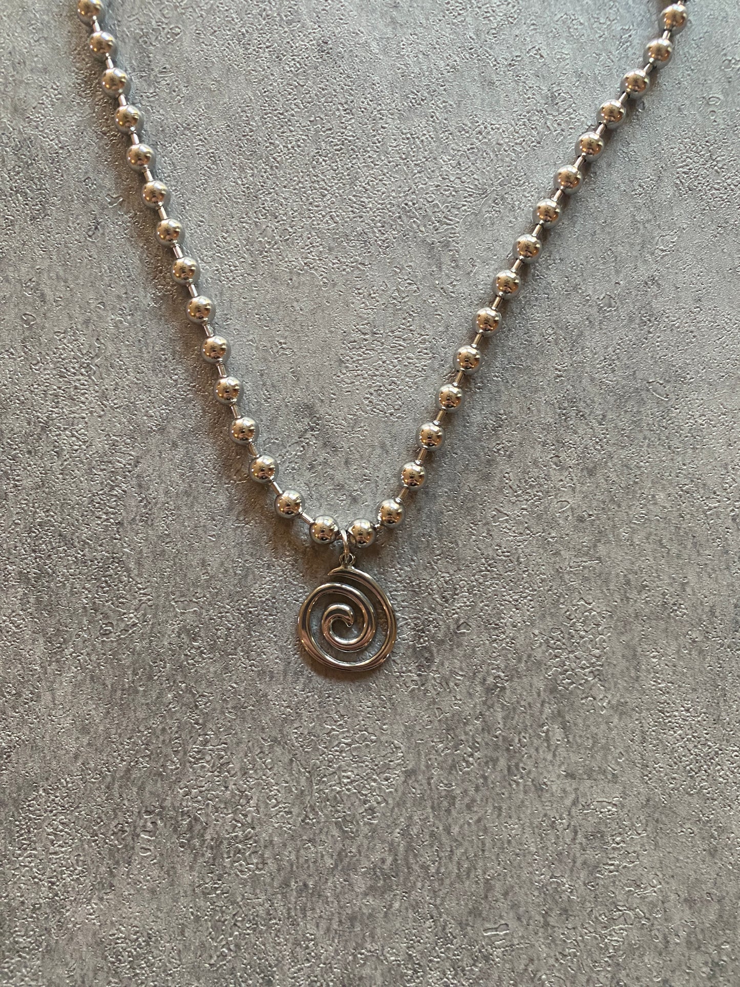 Necklace, Silver beaded swirl chain