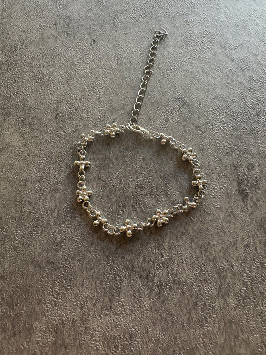 Bracelet, Silver plated flower charm bracelet