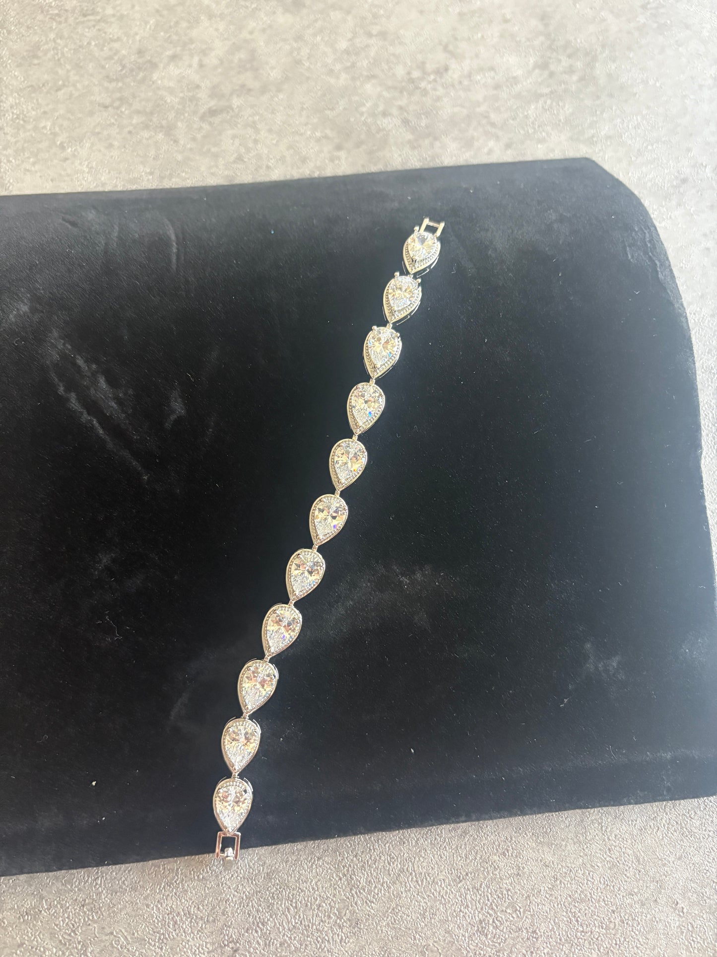 Bracelet , Silver crystal droplet bracelet