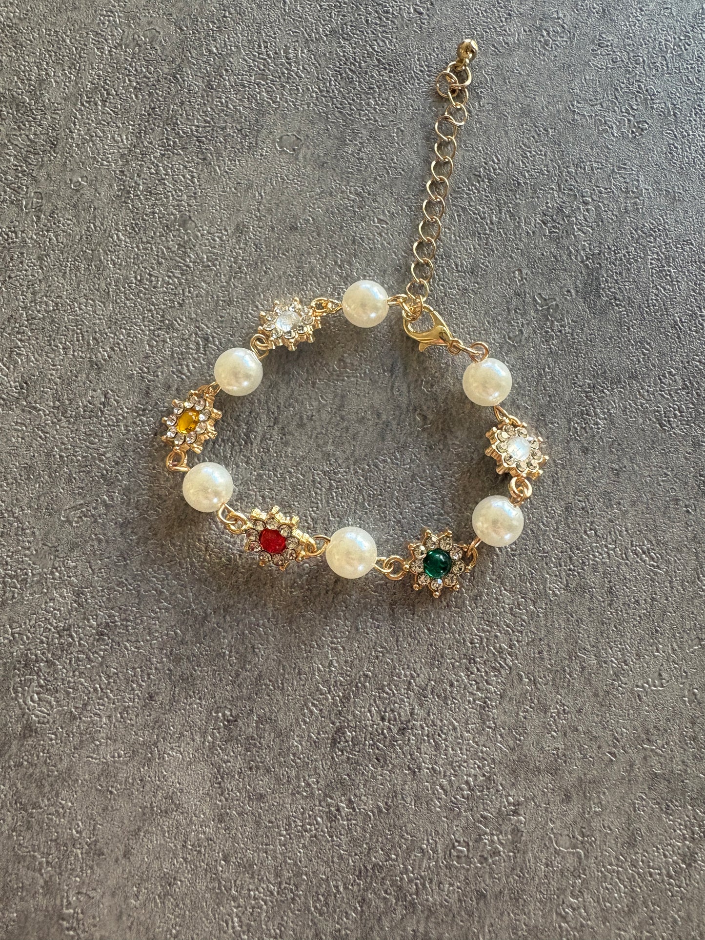 Bracelet , Gold rhinestone gem bracelet