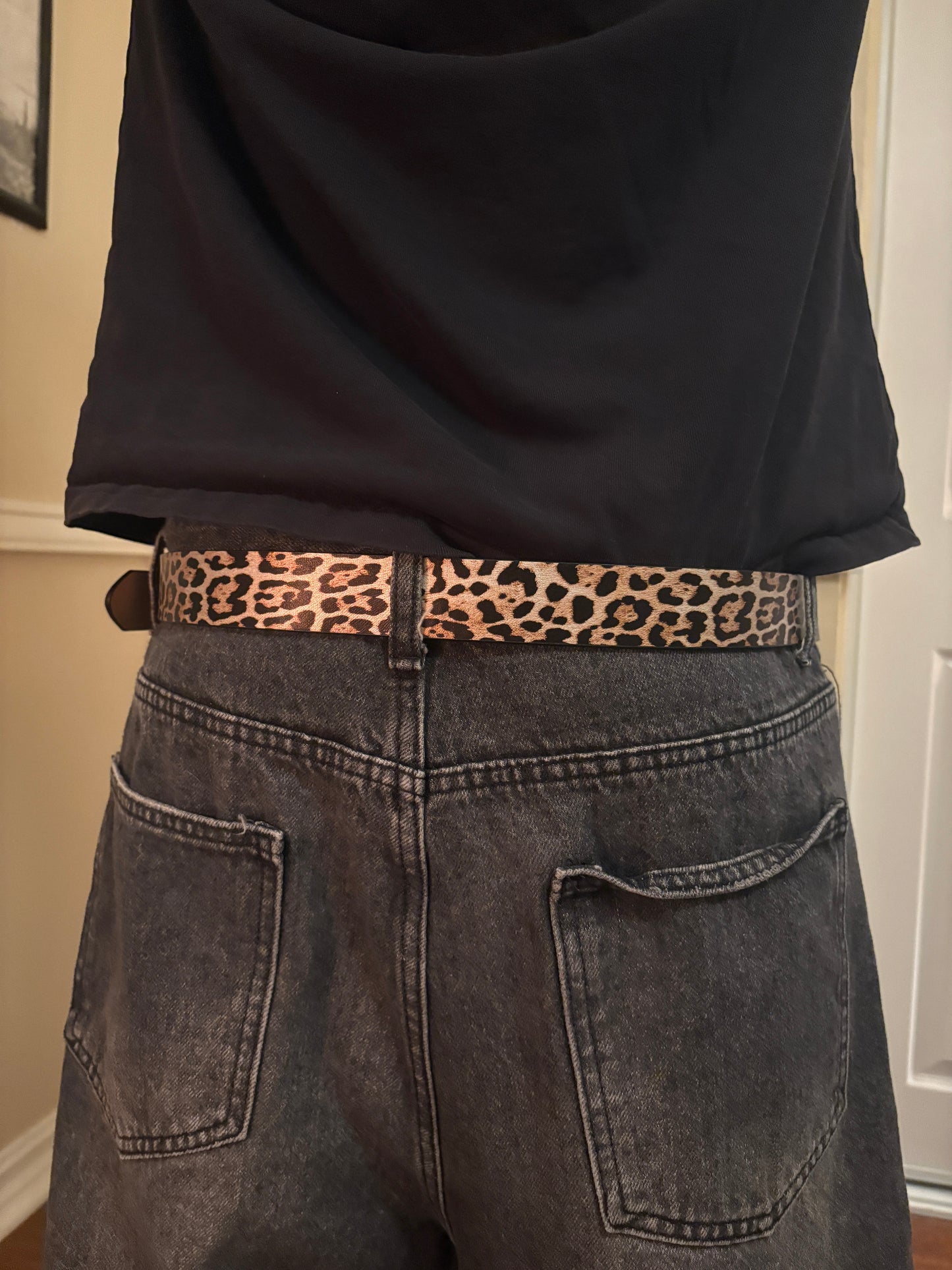 Belt , flow cheetah leopard print belt