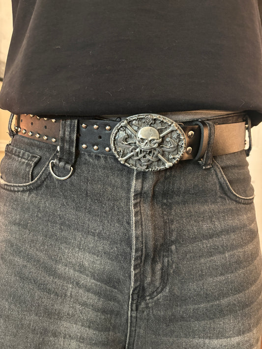Belt, Y2K black skull studded belt