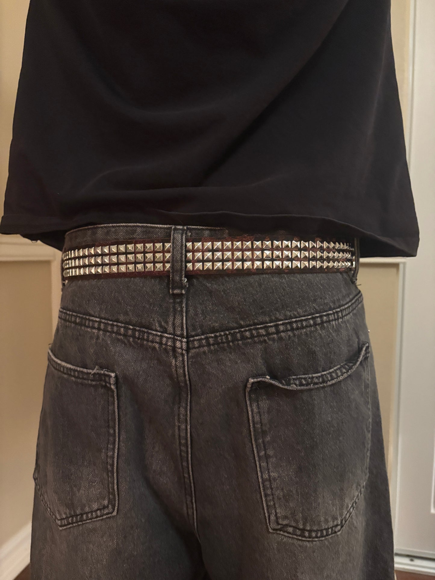 Belt , brown studded leopard print belt