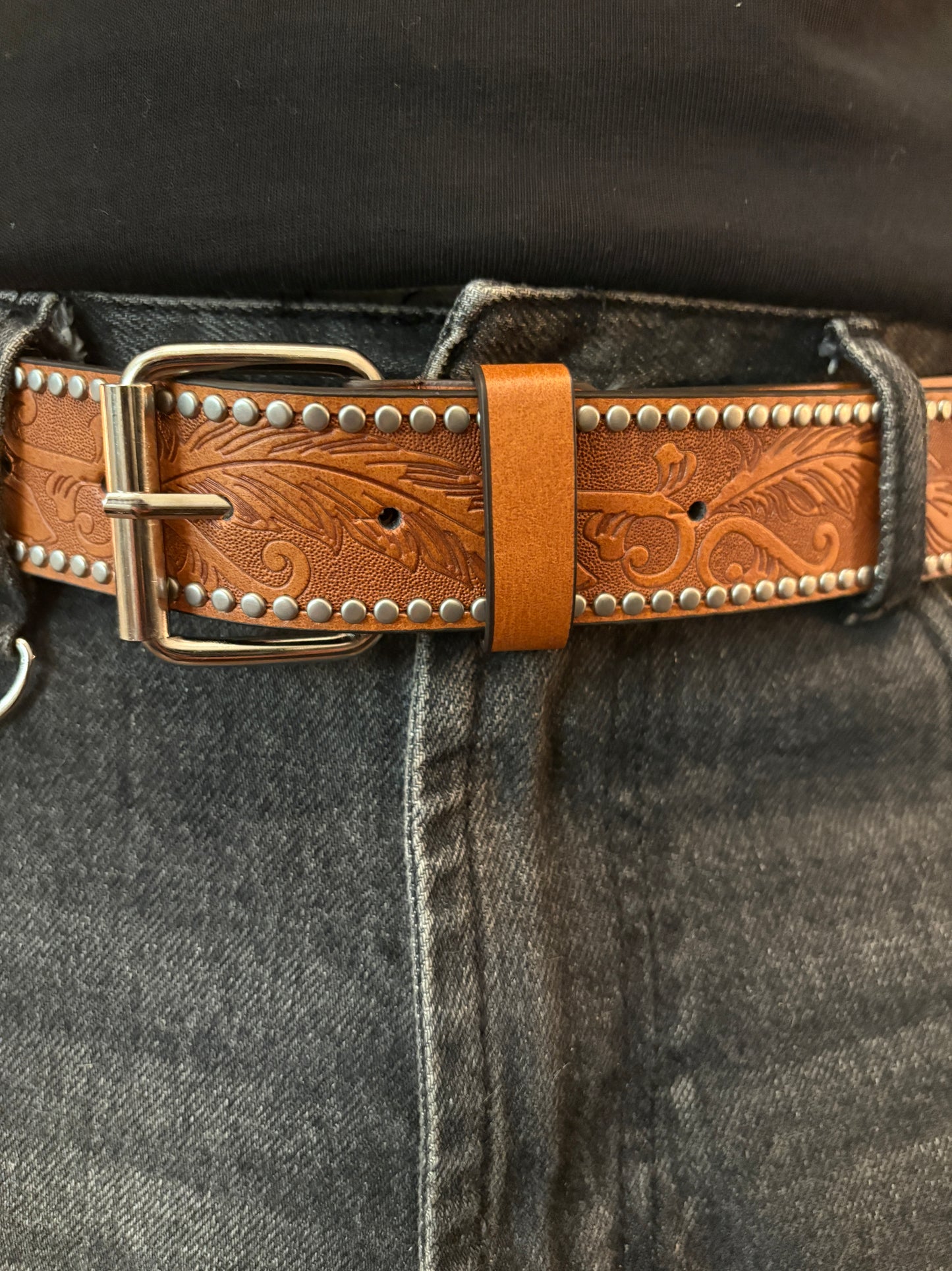Belt, brown studded Hawaiian belt